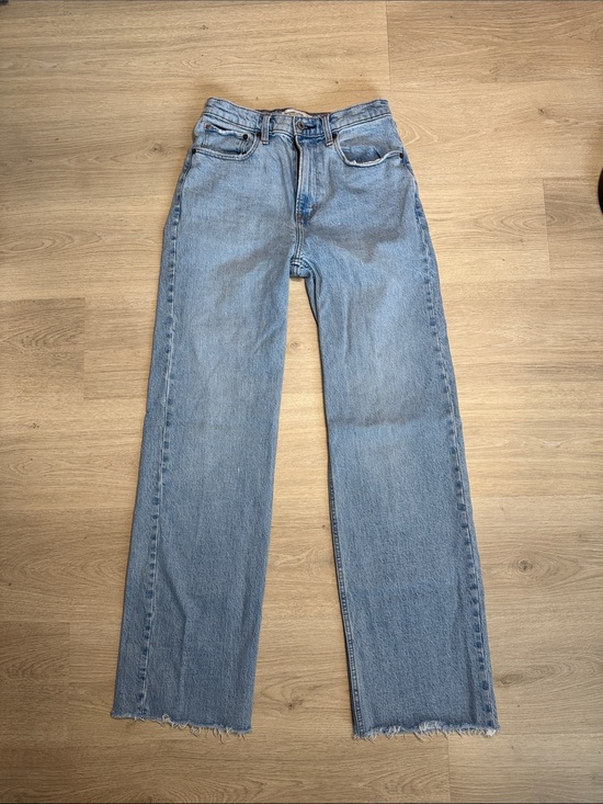 Abercrombie & Fitch Denim - Abercrombie & Fitch 90’s High Rise Relaxed Jeans